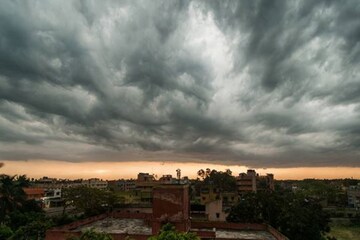ভরা বর্ষায় বৃষ্টি নেই! দক্ষিণবঙ্গের আবহাওয়া নিয়ে হাওয়া অফিস যা জানাল, তা চিন্তার