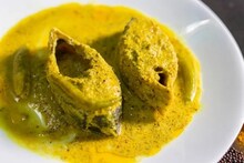 ইলিশ ভাপা বা ভেতকি পাতুরি তেতো হচ্ছে? এই ভাবে বাটলে সরষে চেটেপুটে খাবেন সকলে