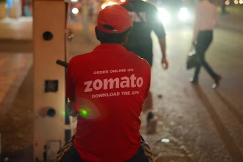 Zomato-র একজন মুখপাত্র জানিয়েছেন যে, কোম্পানি ক্রমাগত উন্নত গ্রাহক অভিজ্ঞতা প্রদানের জন্য চেষ্টা করে চলেছে। এই নতুন ফিচারের মাধ্যমে গ্রাহকরা বিভিন্ন মেনুতে বার বার না গিয়ে একাধিক কার্ট তৈরি করতে পারবেন।