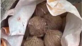 বুথের কিছুটা দূরেই উদ্ধার হয় বোমা বুথের কিছুটা দূরেই উদ্ধার হয় বোমা