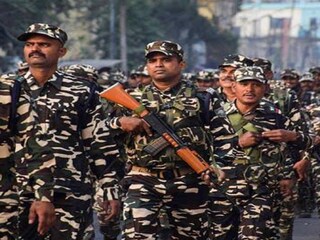 বাকি ৪৮৫ কোম্পানি কেন্দ্রীয় বাহিনীর কোন জেলায় কত সংখ্যক মোতায়েন? চূড়ান্ত করল রাজ্য নির্বাচন কমিশন (Representative Image)