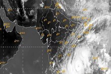 বঙ্গোপসাগরে ফুঁসছে নিম্নচাপ! ১২ ঘণ্টার মধ্যেই আবহাওয়ার আমূল ভোলবদল!