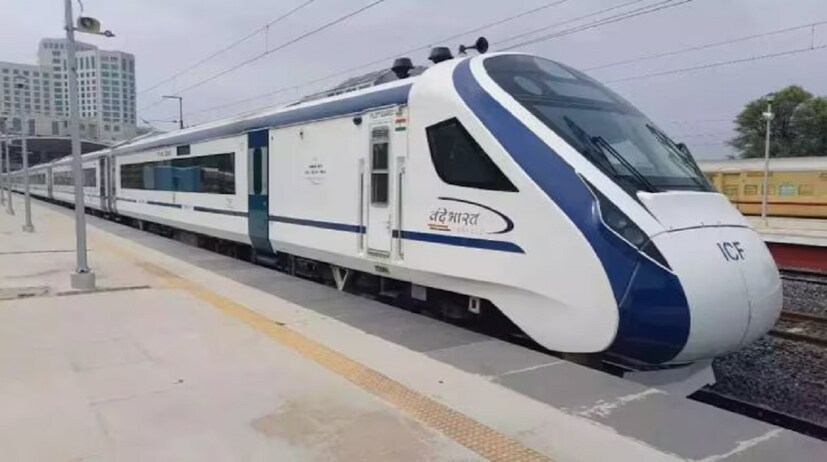 যেগুলি মাথায় রাখতে হবে: রেল মন্ত্রক জানিয়েছে, বেসিক ভাড়ায় ২৫ শতাংশ পর্যন্ত ছাড় দেওয়া হবে। অন্যান্য চার্জ যেমন - রিজার্ভেশন চার্জ, সুপার ফাস্ট সারচার্জ, জিএসটি, আলাদা ভাবে ধার্য করা হবে। ছাড়ের পরিমাণ নির্ধারণ করার সময় প্রতিযোগিতামূলক পরিবহণের ভাড়া মানদণ্ড হতে হবে।