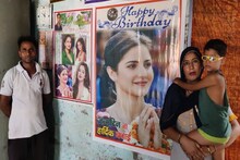 ভগবানের আসনে ক্যাটরিনা! সকাল সন্ধে ধূপ-ধুনো দিয়ে পুজো! তুমুল ভাইরাল এই দম্পতি!