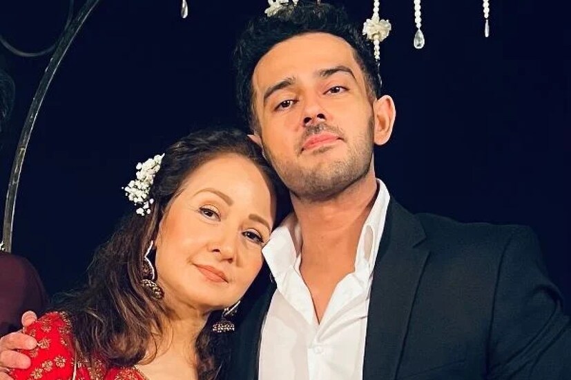 জেবা জানান, তাঁর মাথা কাজ করা বন্ধ করে দিয়েছিল সেই সময়ে। কিন্তু লড়াই চালিয়ে গিয়েছেন কেবল ছেলেকে পাওয়ার জন্য। একইসঙ্গে ছেলে এবং তাঁর খরচ চালানোর জন্য রোজগারে নামতে হয়েছিল।
