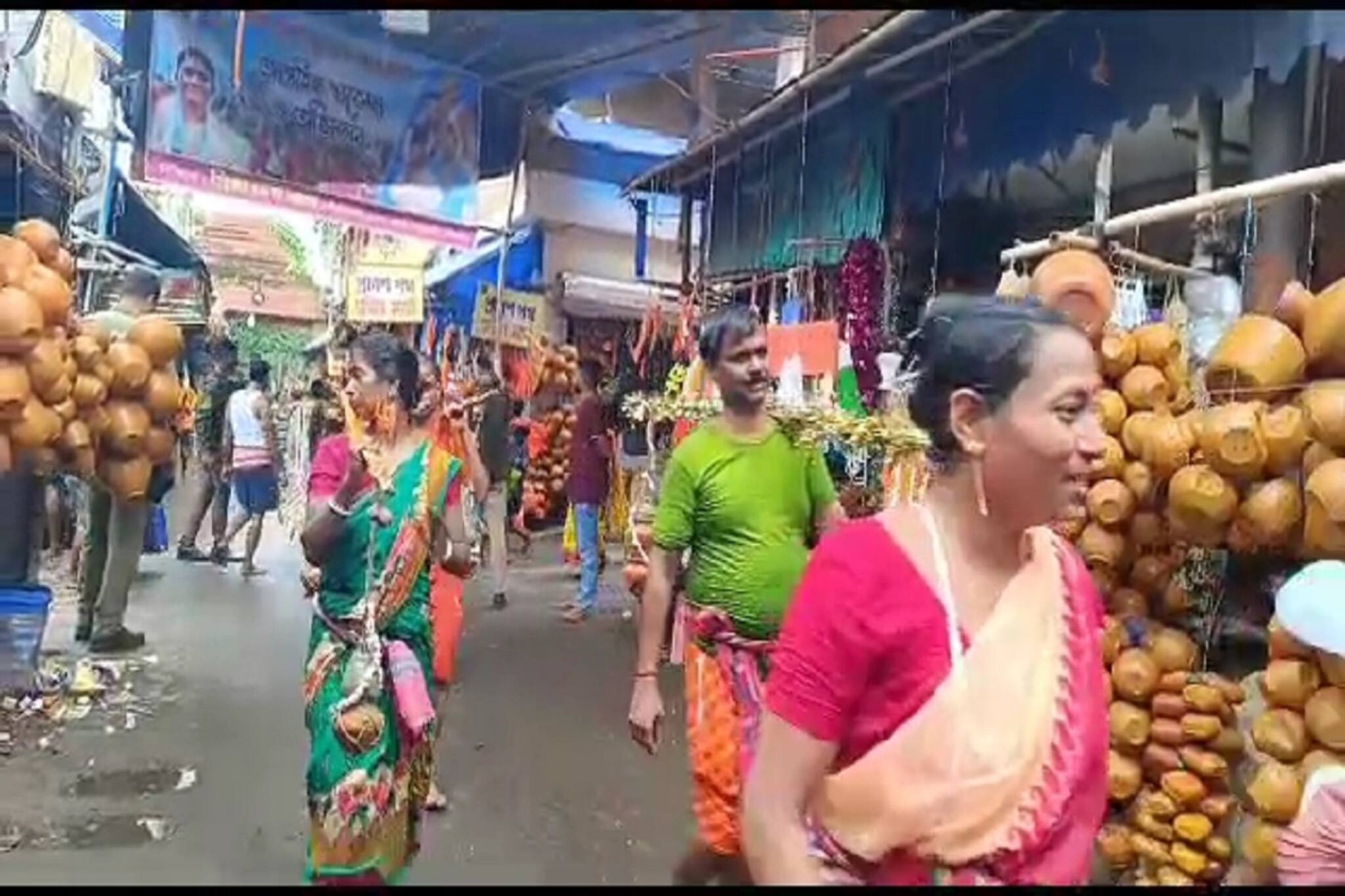 শ্রাবণ মল মাস হ‌ওয়ায় বিপুল ক্ষতি ব্যবসায়ীদের