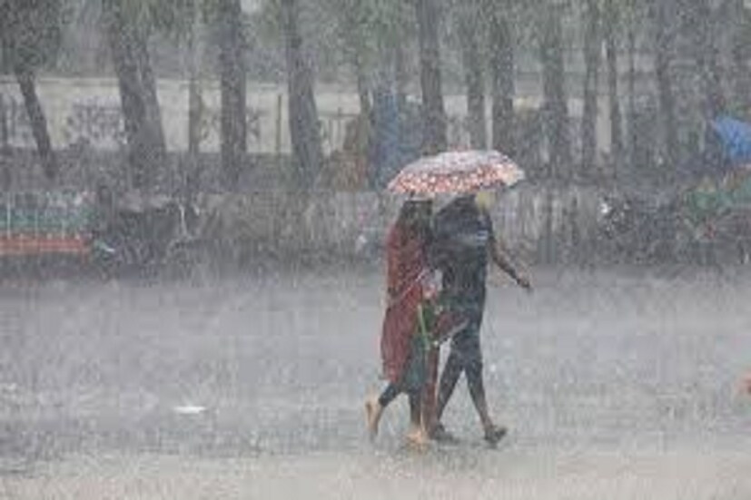 আগামী ৩ অগাস্ট ২০২৩, বৃষ্টিপাতের পরিমাণ কমতে পারে বলেই জানা গিয়েছে ৷ জেলায় জেলায় ঝড়বৃষ্টি হতে পারে ৷ প্রতীকী ছবি ৷