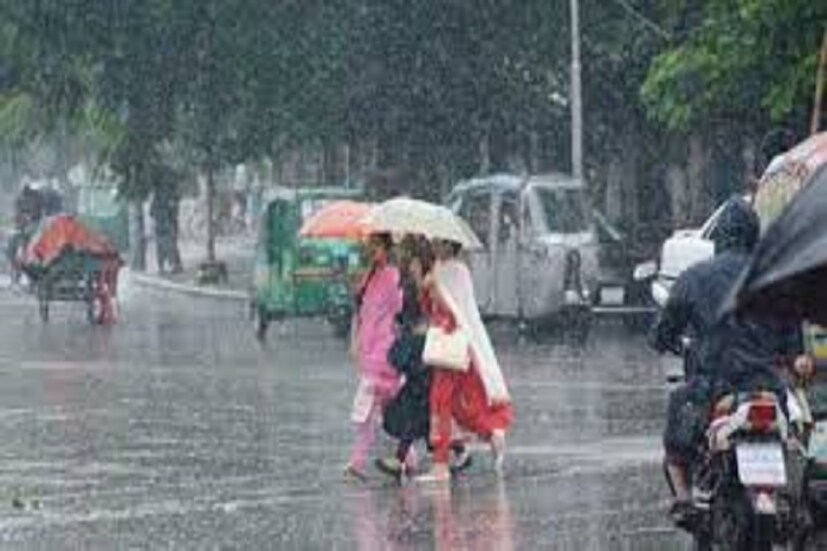 নুয়াপাড়া, কান্দামাল, বলঙ্গীর, সোনেপুর, দেওগড়, নবরঙ্গপুর, কোরাপুট, মালকনগিড়ি, বাড়গহ, কালাহান্ডি জেলায় বৃষ্টিপাত রীতিমত কাঁপাবে ৷ প্রতীকী ছবি ৷