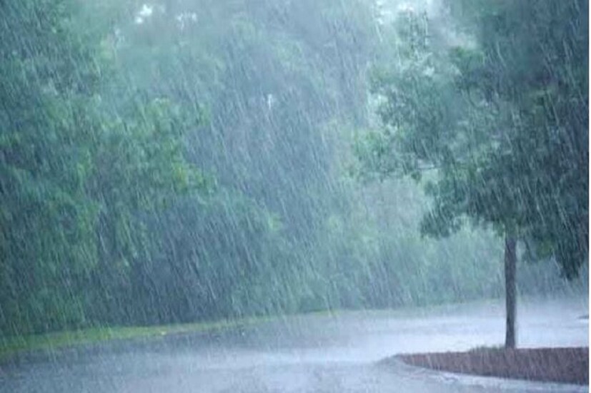 দক্ষিণবঙ্গে অবশ্য চলতি সপ্তাহের মাঝ থেকে বৃষ্টিপাতের পরিমাণ খানিকটা বাড়বে৷