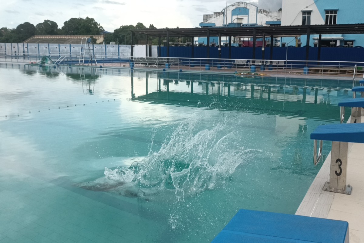 Md Roor Chkar Pool Swimming Pool: কোচবিহার যাচ্ছেন? ৭ কোটির সুইমিং পুল দেখে আসুন, রাজবাড়ি ...