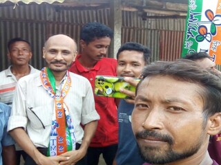 প্রফেসর নির্মল চন্দ্র রায়ের সমর্থনে রাস্তায় নামলেন তাঁর ছাত্রছাত্রী, সহকর্মীরা