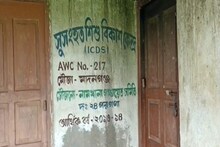 নেই নলকূপ, পুকুরের জলে রান্না আইসিডিএস সেন্টারে, শিক্ষিকাকে ঘিরে বিক্ষোভ