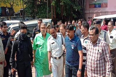 অনুব্রত মণ্ডল। 