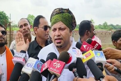 বিজেপি নেতা অনুপম হাজরা৷ 