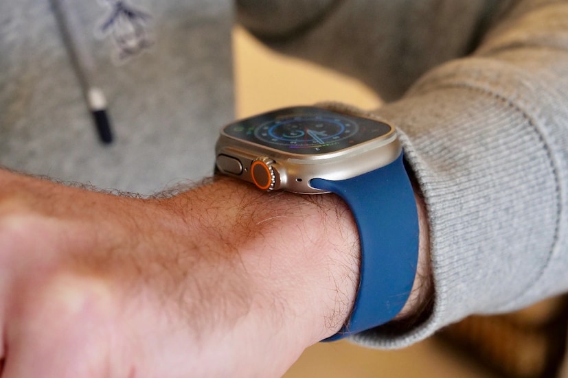 গুজব অনুসারে, Apple Watch Ultra-র দ্বিতীয় প্রজন্মের সংস্করণটি প্রথম প্রজন্মের মডেলের তুলনায় সম্ভাব্যভাবে হালকা হতে পারে। ওয়েইবো ব্যবহারকারী সেটসুনা ডিজিটাল দাবি করেছে যে, নতুন Apple Watch Ultra-র ওজন হ্রাস পাবে, যা থ্রিডি প্রিন্টেড উপাদানগুলির কারণে হতে পারে। অ্যাপল এই প্রযুক্তি ব্যবহার করছে বলে গুজব রয়েছে।