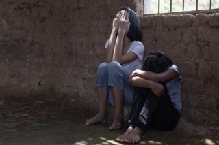 দুই নাবালিকাকে পাচারের অভিযোগ (প্রতীকী ছবি)