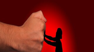 মেয়ের জন্ম দিয়েছে মা, ক্ষুব্ধ স্বামীকে নাকি স্ত্রীকে কেটে ভাসিয়ে দিল- Photo- Representative মেয়ের জন্ম দিয়েছে মা, ক্ষুব্ধ স্বামীকে নাকি স্ত্রীকে কেটে ভাসিয়ে দিল- Photo- Representative