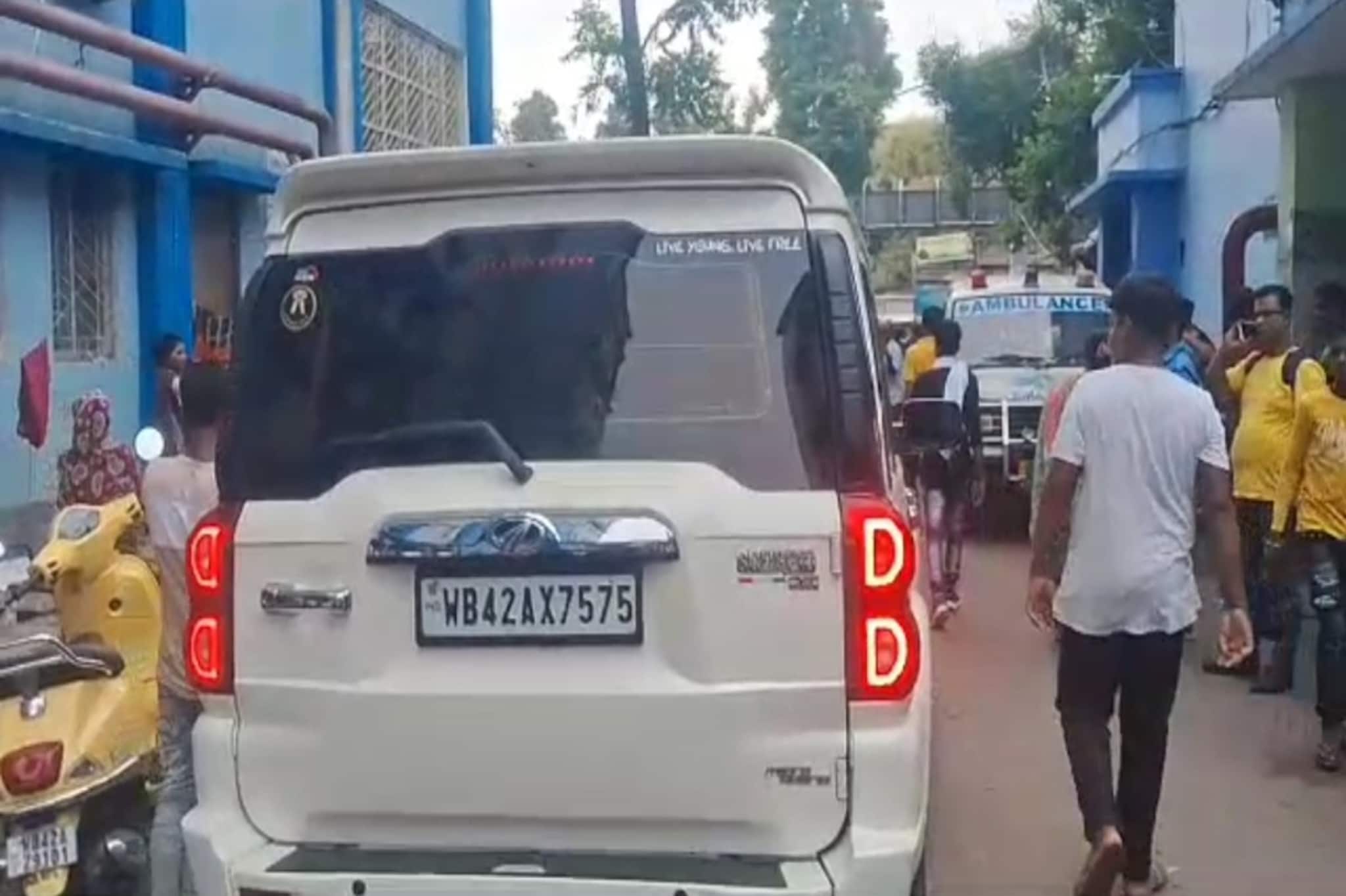 ধাক্কা মেরেও নেই কোনো অনুশোচনা, এ কেমন জনদরদী নেতা?