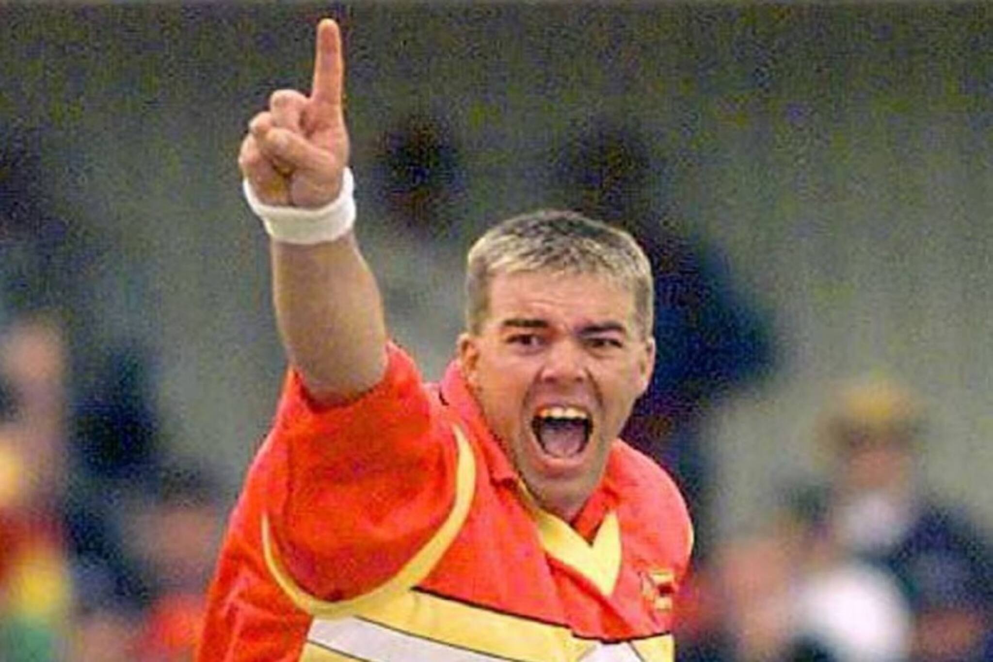 ‘হিথ স্ট্রিক বেঁচে আছেন! মৃত্যুর খবর ভুয়ো...’ ট্যুইট করে জানালেন তাঁর সতীর্থ