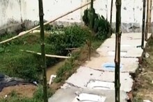 দুর্গন্ধে অতিষ্ট ক্ষুদে পড়ুয়ারা, এ কেমন হাল স্কুলগুলোর!