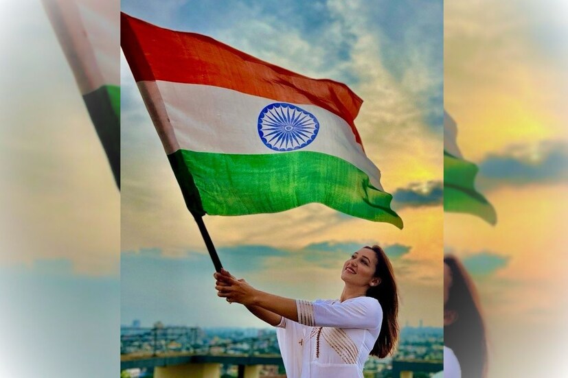 সাদা চুড়িদারে সোনালী ছোঁয়া। ছাদে দাঁড়িয়ে, নীল আকাশের নীচে দেশের পতাকা হাতে ছবি তুলে মিমি চক্রবর্তী পোস্ট করলেন স্যোশাল মিডিয়ায়। 