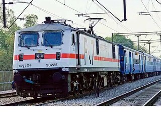 বাতিল রেল টিকিটের রিফান্ড প্রক্রিয়া জেনে নিন
