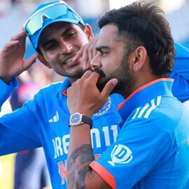 ক্যারিবিয়ান সফরে কোহলির হাতে ২ নতুন ঘড়ি, নাম ও দাম নিয়ে জোর চর্চা নেট দুনিয়ায়