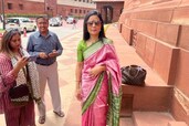 Mahua Moitra DRIBBLING with a football, holding her SAREE in one hand - SEE  PICS, India News