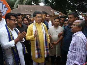 আগামী দিনে সিপিআইএম-কংগ্রেসকে মাইক্রোস্কোপ দিয়ে খুঁজতে হবে, বললেন ত্রিপুরার মুখ্যমন্ত্রী মানিক সাহা