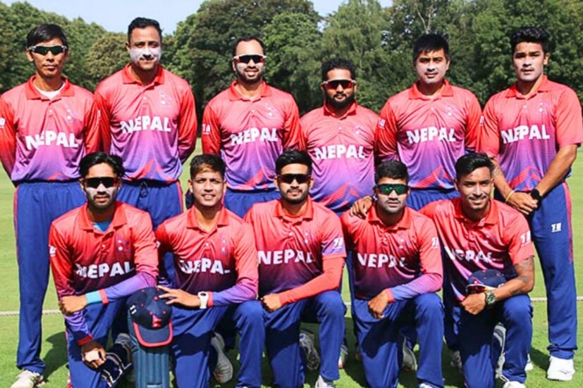 ভারতীয় ক্রিকেটার যেখানে কোটি কোটি টাকা কামাচ্ছে সেখানে নেপালের ক্রিকেটারজের বেতন একজন সরকারি চাকুরিজীবি কেরানির থেকেও কম। শুনতে অবাক লাগলেও এই কথা সত্য। নেপালের ক্রিকেট বোর্ডের কেন্দ্রীয় চুক্তি অনুসারে ক্রিকেটারদের এ, বি ও সি মোট ৩ ক্যাটেগরিতে ভাগ করা হয়েছে।