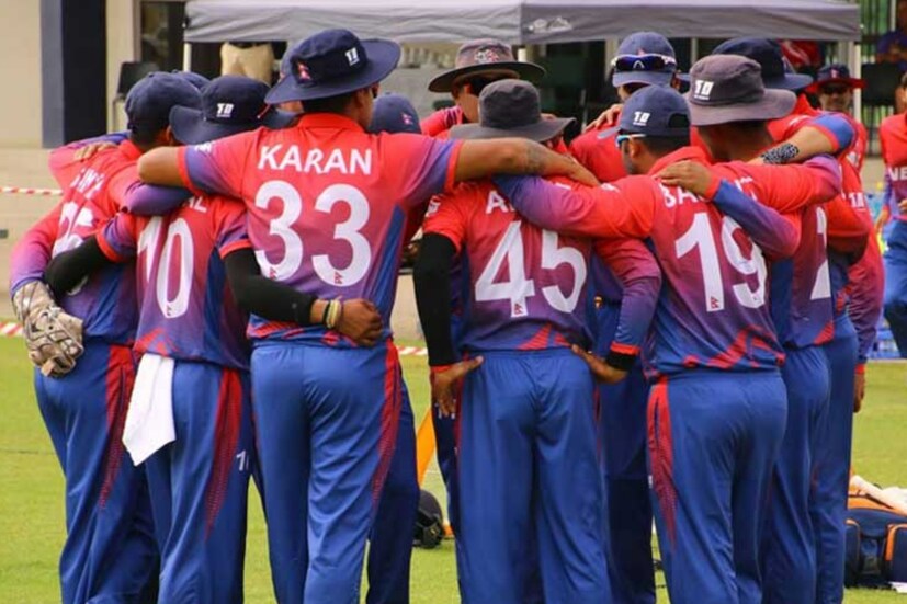 এছাড়া প্রতি ম্যাচ পিছু নেপালের ক্রিকেটাররা যে আলাদা টাকা পায় তার পরিমাণ জানলেও অবাক হবেন। একটি ওডিআই ম্যাচে জন্য নেপালের টাকায় ১০ হাজার ও টি-২০ ম্যাচের জন্য ৫ হাজার টাকা পান। যা ভারতীয় টাকায় গিয়ে দাঁড়াচ্ছে ৬ হাজার টাকার কিছু বেশি এবং ৩ হাজার টাকার কিছু বেশি পান।