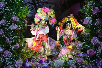 এ বছর ঝুলনযাত্রা কবে শুরু? কত ক্ষণ থাকবে পুণ্যতিথি? জেনে নিন