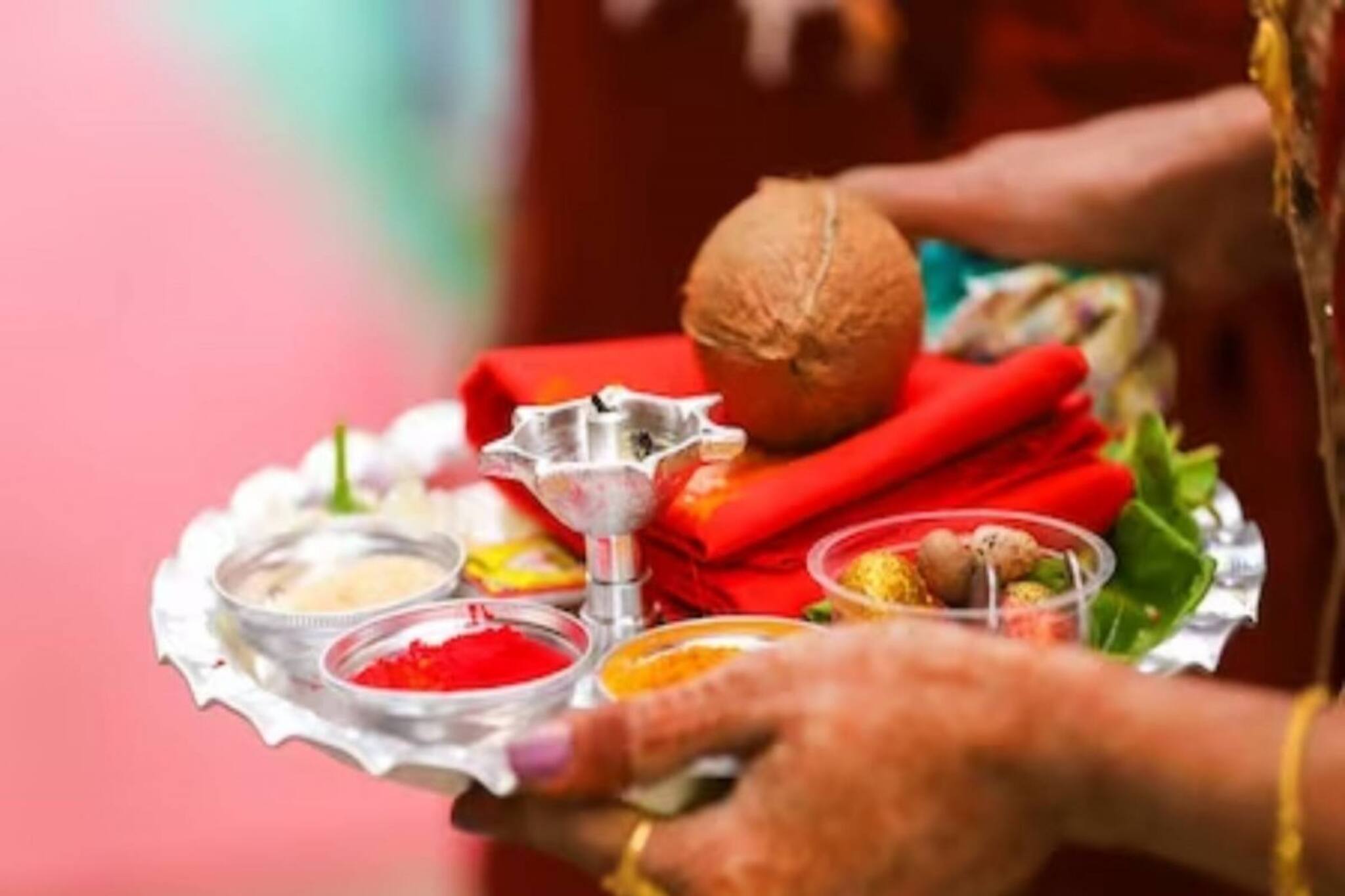 শ্রাবণ সংক্রান্তিতে আজ মনসাপুজো, জেনে নিন এই পবিত্র দিনে কী করবেন, কী করবেন না