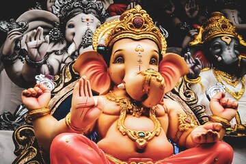 শুধু সোমবার নয়, শ্রাবণ মাসের বুধবার করুন এই কাজ, সংসারে অভাব মিটবে, আসবে সুখ