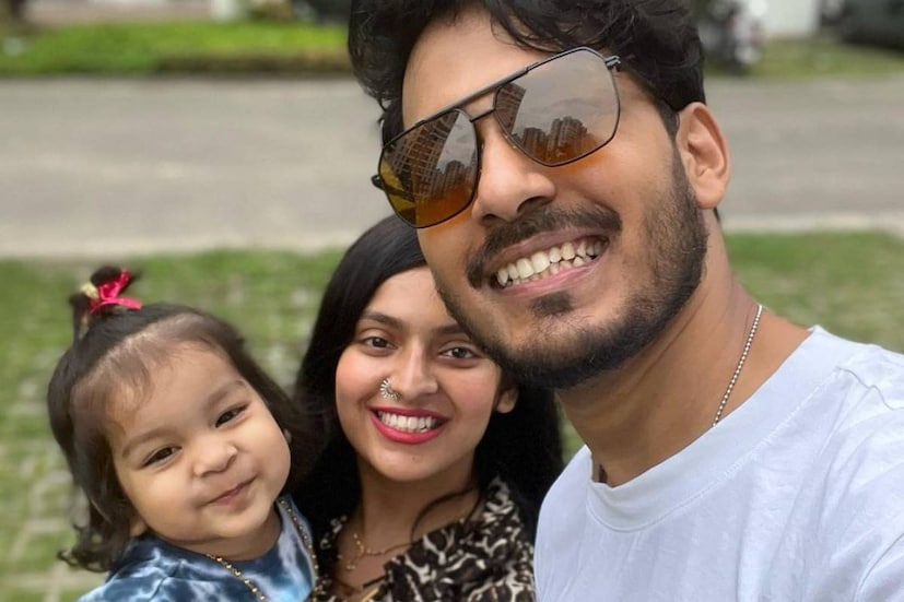 নতুন সদস্য এল রাজা গোস্বামী এবং মধুবনী গোস্বামীর বাড়িতে। আর সেই সুখবর অনুরাগীদের সঙ্গে ভাগ করে নিলেন অভিনেত্রী।