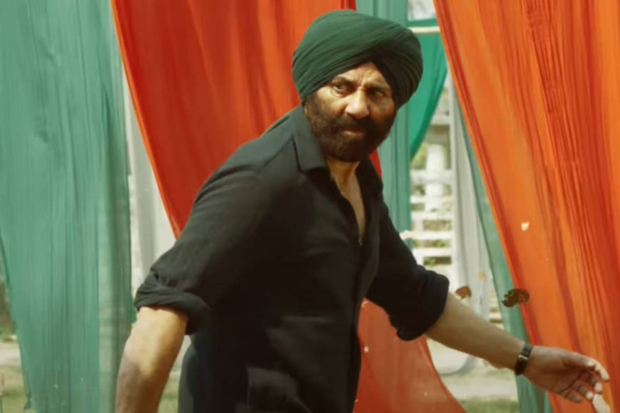 'গদর ২' দেখতে গিয়ে সব শেষ! বাড়ি ফেরা হল না ৩২-এর যুবকের, ঢলে পড়লেন মৃত্যুর কোল