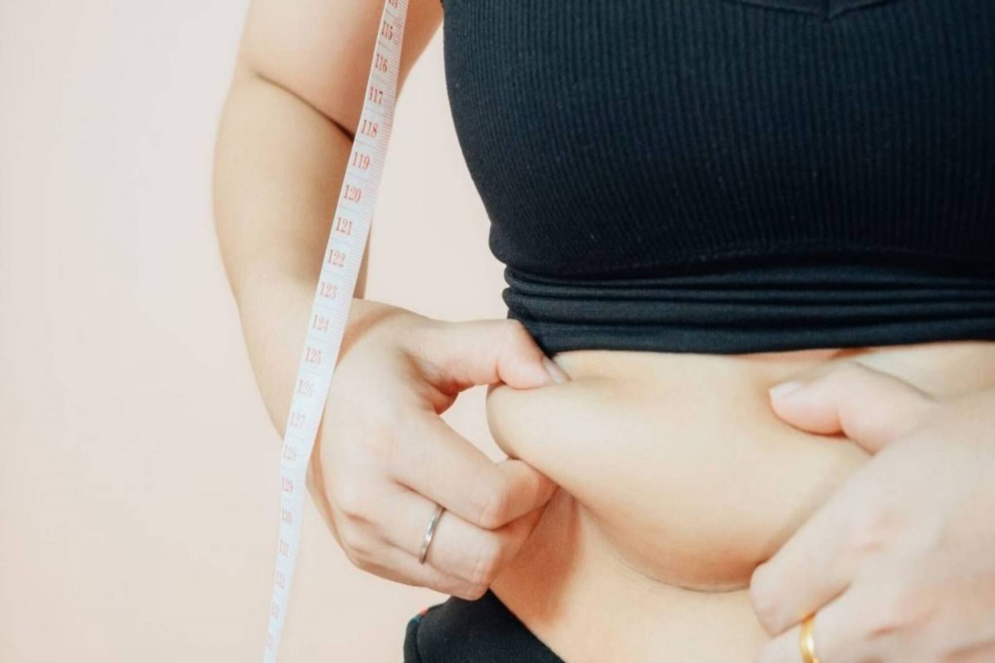 ভুঁড়ি নিয়ে নাজেহাল? পেটের মেদ, ব্লাড সুগার, কোলেস্টেরল কমাতে খান এসব খাবার