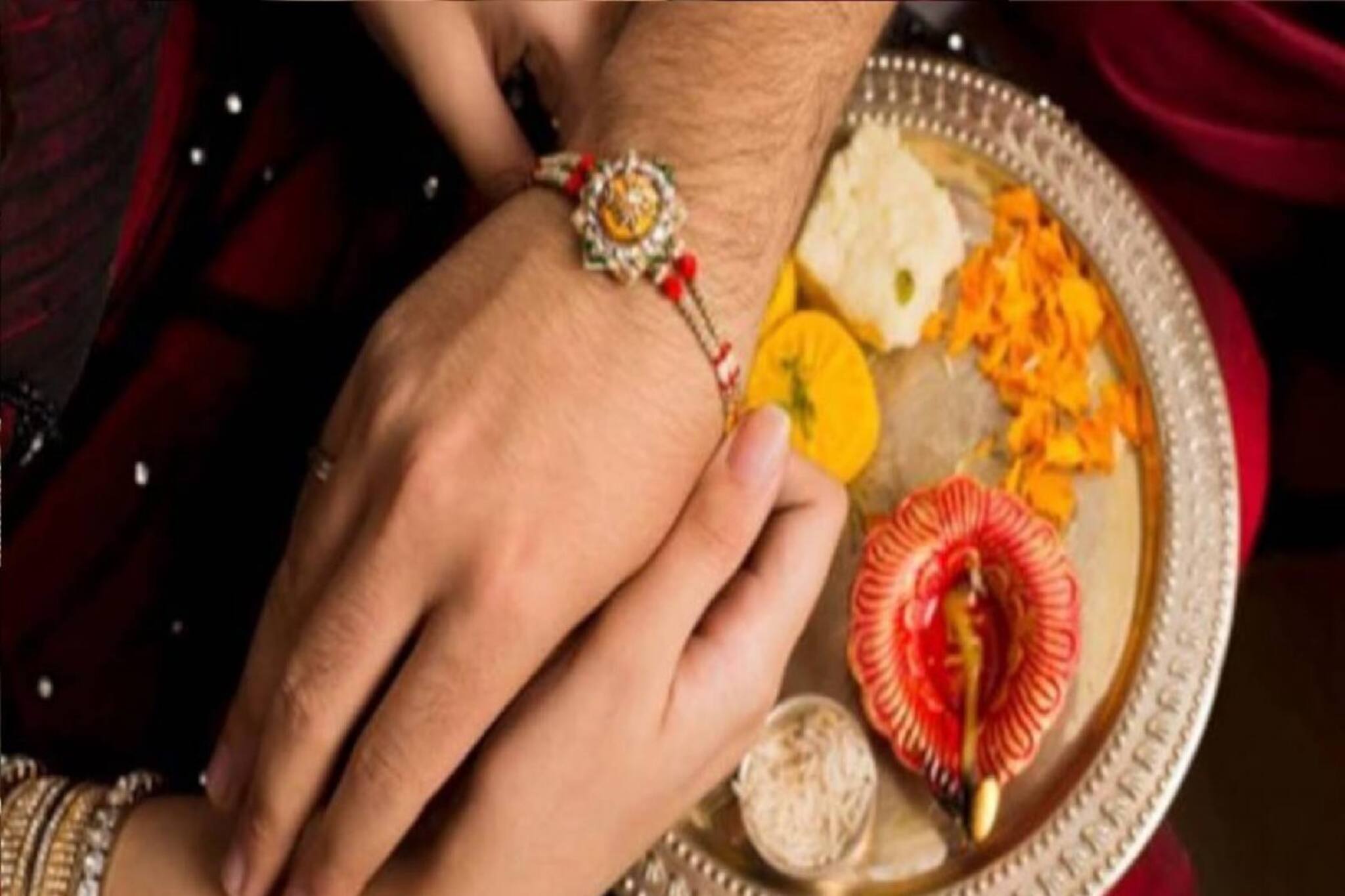 রাখিপূর্ণিমায় পূজার থালিতে রাখুন এই জিনিসগুলি! সুখের হবে জীবন! আসবে অর্থবৃষ্টি