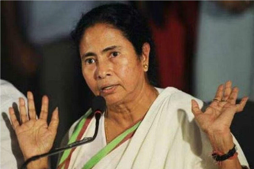 সেই সঙ্গে প্রাথমিক,উচ্চ প্রাথমিক এবং মাধ্যমিক স্তরের সিলেবাসও পুনর্মূল্যায়ন করবে কমিটি। খতিয়ে দেখা হবে সর্বভারতীয় এবং আন্তর্জাতিক বোর্ডগুলির সিলেবাসও। উচ্চশিক্ষার সঙ্গে যাতে সামঞ্জস্য থাকে, তার জন্য উচ্চমাধ্যমিক শিক্ষা সংসদকে সেমিস্টার চালুর সুপারিশ করেছে এই বিশেষ কমিটি।