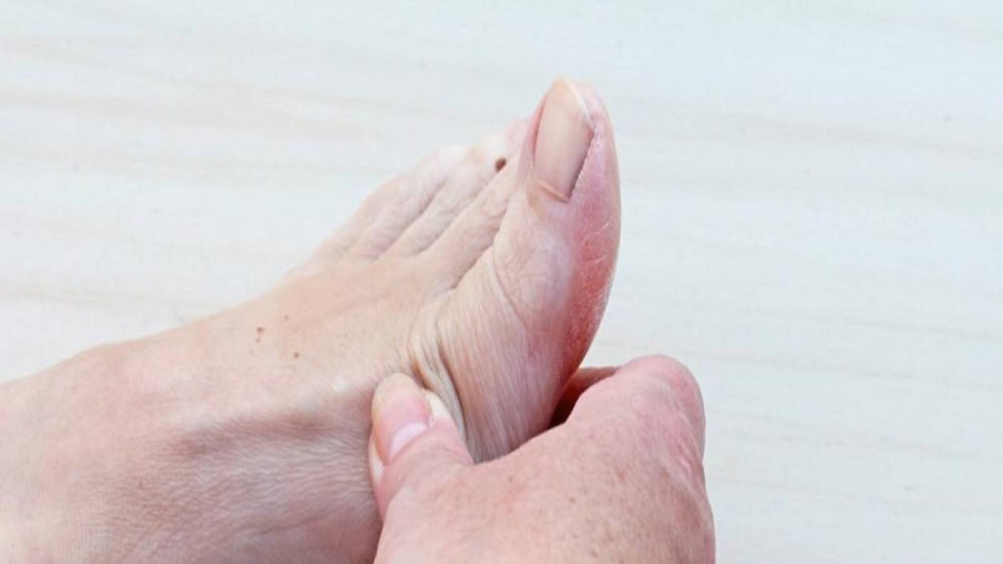 Healthy Lifestyle: যমের দুয়ারে ইউরিক অ্যাসিড! এক সপ্তাহে চারটি জিনিস খেলেই বাজিমাত, বাড়বে শক্তি, পালাবার পথ পাবেনা