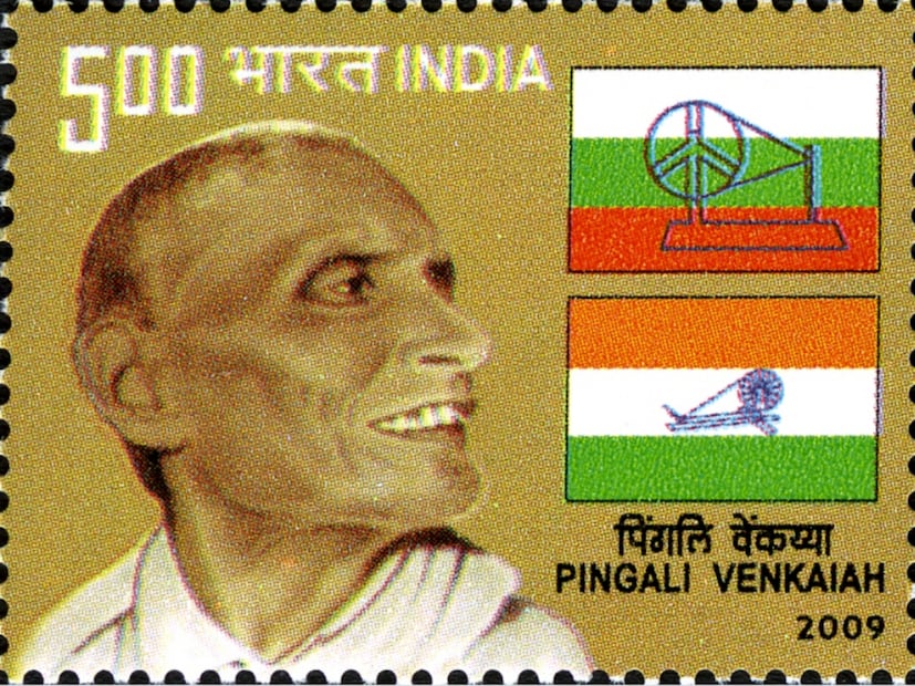 তবে জাতীয় পতাকার প্রথম ডিজাইন তৈরি করেছিলেন পিঙ্গালি ভেঙ্কাইয়াই। তিনি ১৮৭৬ সালের ২ আগস্ট অন্ধ্রপ্রদেশের মাছিলিপত্তনমের কাছে ভাটলাপেনুমারুর একটি তেলেগু ব্রাহ্মণ পরিবারে জন্মগ্রহণ করেন । তিনি ছিলেন একজন ভারতীয় স্বাধীনতা সংগ্রামী এবং মহাত্মা গান্ধীর একজন কট্টর অনুসারী। ৪ জুলাই ১৯৬৩ সালে প্রয়া হন তিনি। ২০০৯ সালে সালে তাকে স্মরণ করার জন্য একটি ডাকটিকিট জারি করা হয়েছিল।