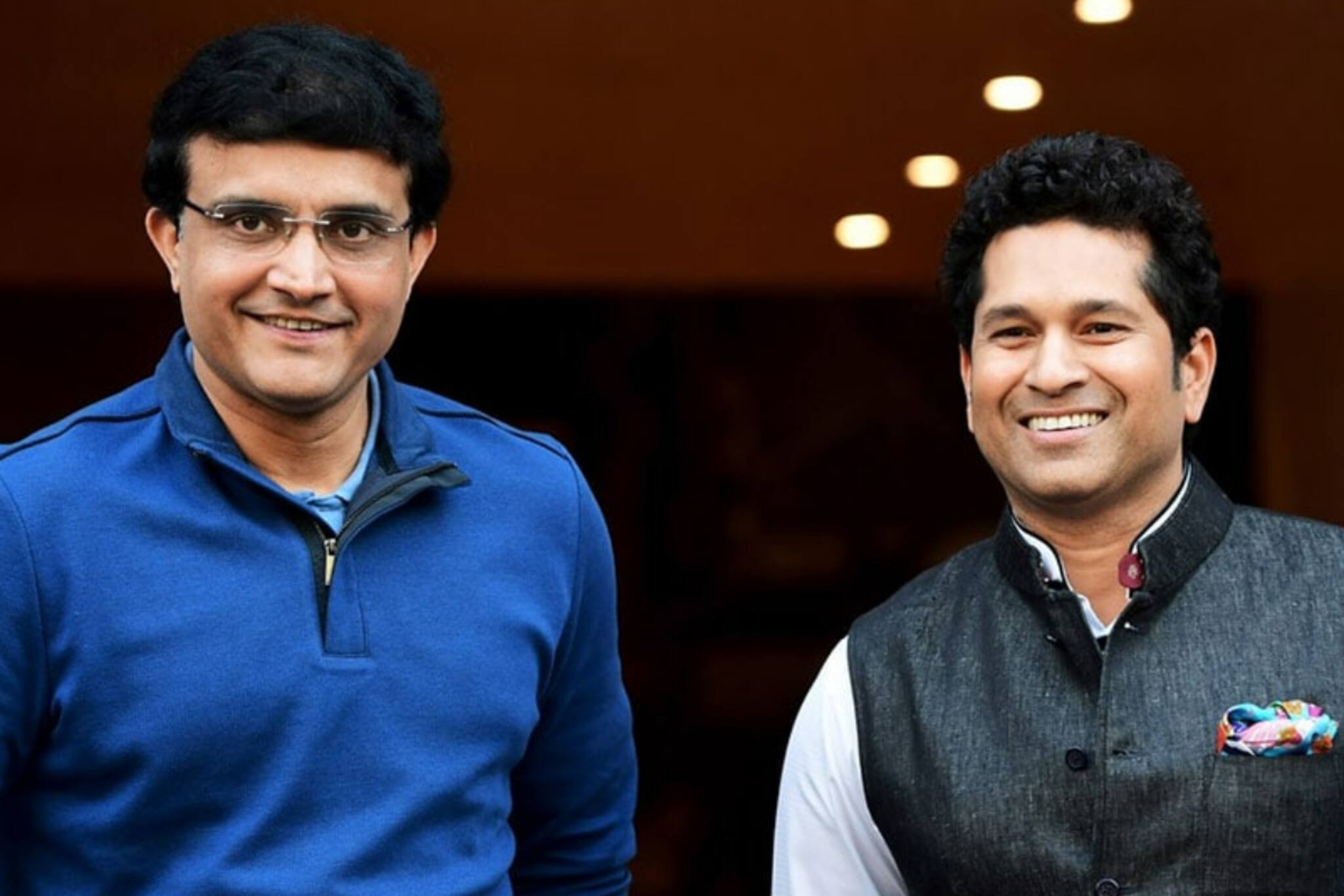 অ্যাসেজ দেখে মুগ্ধ সচিন-সৌরভ, টেস্ট ক্রিকেটকে বাঁচানোর ডাক দিলেন ২ কিংবদন্তী