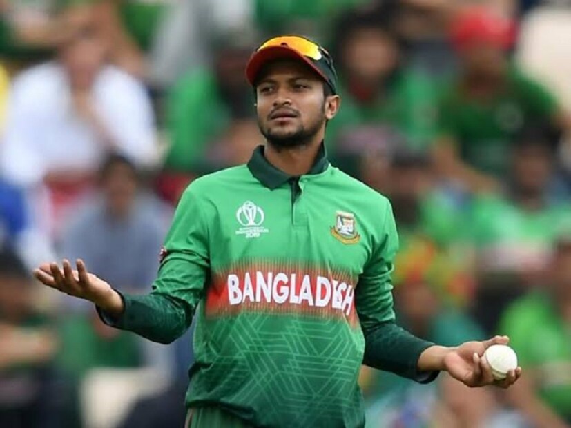 তারপর থেকেই ধোঁয়াশা তৈরি হয় ভারতের বিরুদ্ধে শাকিব খেলতে পারবে কিনা।  বাংলাদেশের টিম সূত্রে শাকিব আল হাসানের চোট নিয়ে যে আপডেট পাওয়া গিয়েছে তাতে চিন্তা একটু হলেও বাড়তে পারে বাংলাদেশ ফ্যানেদের। কারণ শাকিবের খেলা নিয়ে কোনও নিশ্চিৎ বার্তা দিতে পারেনি।