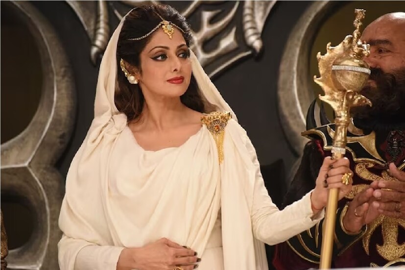 বনি আরও জানান, শ্রী-র মৃত্যুর পর অফিসাররা আমায় বলেছিল, ভারতীয় মিডিয়ার থেকে প্রচুর চাপ রয়েছে৷ সমস্ত রকম পরীক্ষার মধ্য দিয়ে যেতে হয়েছিল এমনকী লাই ডিটেক্টর টেস্টও হয়েছিল৷  রিপোর্ট বেরানোর পর আমাকে নির্দোষ প্রমাণ করা হয়েছে৷ এর চেয়ে বেশি কিছু বলার নেই৷