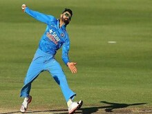 'কোহলি মনে করে ও দলের সেরা বোলার'! বিরাটকে নিয়ে মজার মন্তব্য ভারতীয় পেসারের
