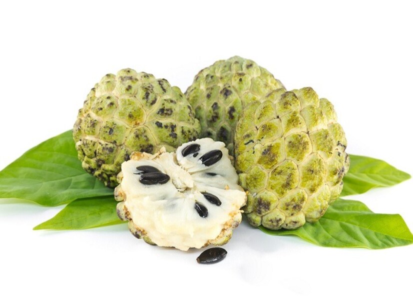 প্রচুর ফাইবার থাকায় কোষ্ঠকাঠিন্য দূর করে আতা৷ সুস্বাদু এই ফলে প্রচুর পটাশিয়াম ও ম্যাগনেসিয়াম আছে৷ তাই উচ্চরক্তচাপ রোগীদের ক্ষেত্রে আতা কার্যকর৷