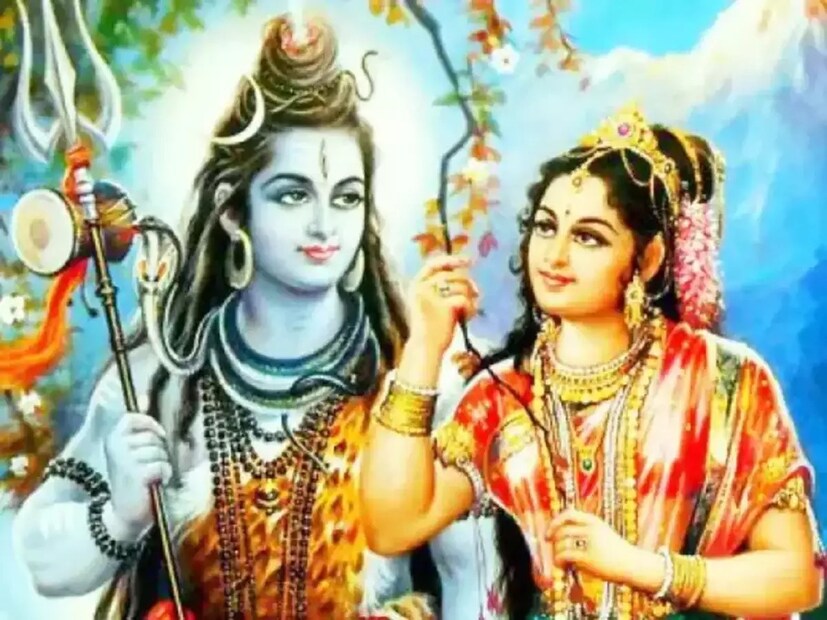 দিনের শেষে পুজো সমাপনে সাত্তিক আহার খেয়ে ব্রত ও উপবাস ভঙ্গ করা হয়।