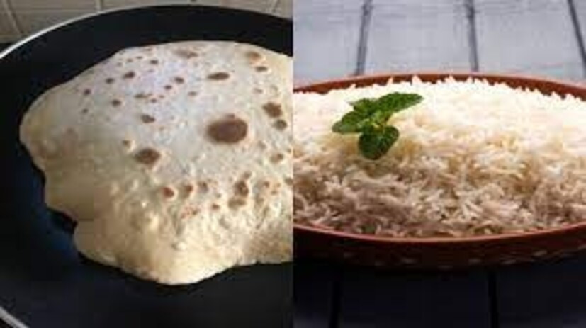 রিচা মনে করেন রাতে ভাত বা রুটি বা দুটো মিলিয়ে মিশিয়ে খাওয়া যেতেই পারে। এর উপর ওজন বেড়ে যাবে না।