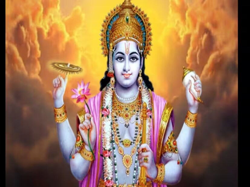 অনেক পুণ্যার্থীই ১১ অগাস্ট পরমা একাদশী তিথি পালন করবেন৷ ১১ অগাস্ট, শুক্রবার ভোর ৫.০৬ মিনিটে পরমা একাদশী তিথি শুরু হবে৷