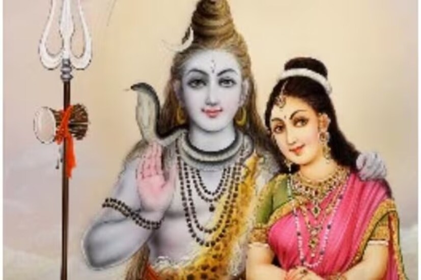 দৃক পঞ্চাঙ্গ অনুযায়ী, চতুর্দশী তিথি শুরু হচ্ছে ১৪ অগাস্ট সকাল ১০.২৫ মিনিটে। এই তিথি চলবে মঙ্গলবার, ১৫ অগাস্ট ১২.৪২ মিনিট পর্যন্ত।